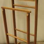 764 1242 VALET STAND
